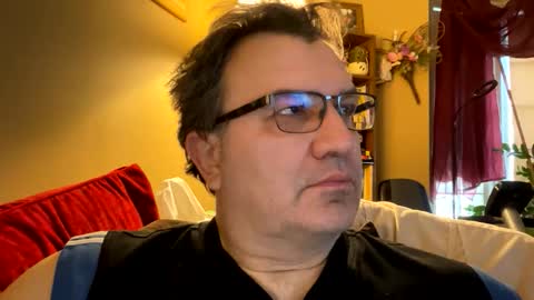Snapshot of atozzzz chatting on 05/17/26, 02:13 atozzzz online show from 05/17/26, 02:13
