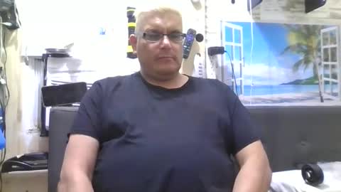 Snapshot of atr2424 chatting on 12/15/24, 12:38 A online show from 12/15/24, 12:38