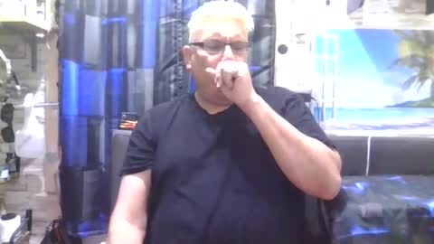 Snapshot of atr2424 chatting on 02/04/25, 11:05 A online show from 02/04/25, 11:05