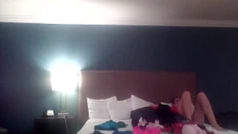 Snapshot of atreatforyou_86 chatting on 12/21/25, 06:42 atreatforyou_86 online show from 12/21/25, 06:42