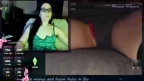 Snapshot of atrena chatting on 09/09/25, 01:49 Atrena online show from 09/09/25, 01:49