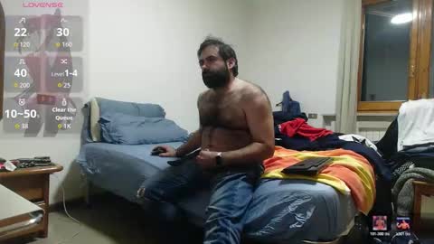Snapshot of attila85 chatting on 05/16/26, 09:24 Bleakw85 online show from 05/16/26, 09:24