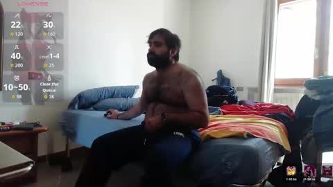 Snapshot of attila85 chatting on 05/18/26, 03:29 Bleakw85 online show from 05/18/26, 03:29