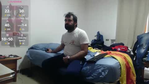 Snapshot of attila85 chatting on 05/19/26, 03:40 Bleakw85 online show from 05/19/26, 03:40