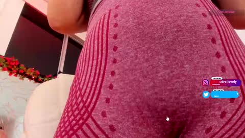 Andrea online show from 03/12/25, 05:57