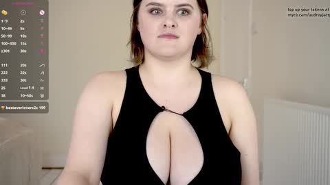 Audrey Jacq online show from 09/11/25, 02:28