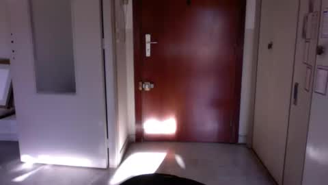 Snapshot of auguste061400 chatting on 12/17/24, 09:17 auguste061400 online show from 12/17/24, 09:17