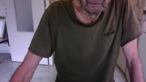 Snapshot of auguste061400 chatting on 01/16/25, 09:59 auguste061400 online show from 01/16/25, 09:59