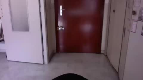 Snapshot of auguste061400 chatting on 03/04/25, 09:18 auguste061400 online show from 03/04/25, 09:18