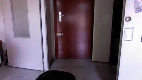 Snapshot of auguste061400 chatting on 10/29/25, 09:44 auguste061400 online show from 10/29/25, 09:44