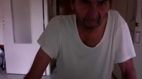 Snapshot of auguste061400 chatting on 11/06/25, 09:54 auguste061400 online show from 11/06/25, 09:54