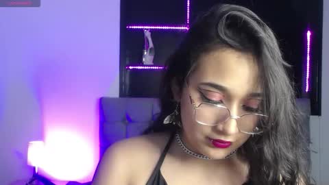 aura_cute_ online show from 03/22/26, 01:36