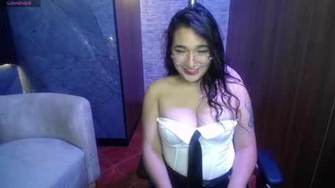 aura_cute_ online show from 03/29/26, 03:50