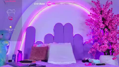 Aura online show from 07/21/26, 07:05