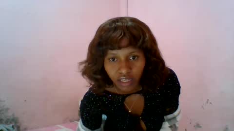 Snapshot of aurelia107 chatting on 07/06/26, 06:54 aurelia107 online show from 07/06/26, 06:54