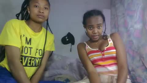 aurelie08 online show from 05/16/26, 06:28