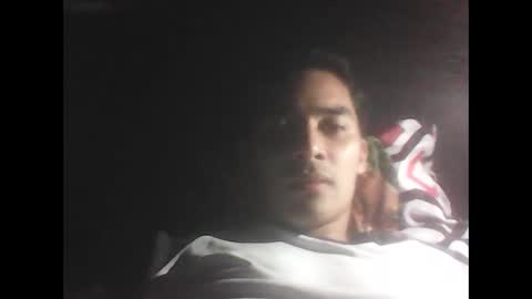 Snapshot of aureliv1 chatting on 12/25/24, 04:01 Aureliano online show from 12/25/24, 04:01