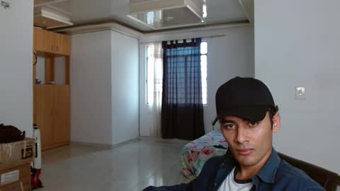 Snapshot of aureliv1 chatting on 01/07/26, 10:23 Aureliano online show from 01/07/26, 10:23