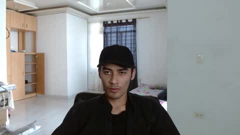 Snapshot of aureliv1 chatting on 01/31/26, 09:02 Aureliano online show from 01/31/26, 09:02