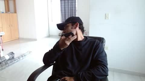 Snapshot of aureliv1 chatting on 02/08/26, 09:40 Aureliano online show from 02/08/26, 09:40