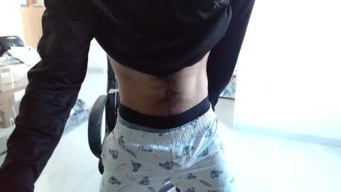 Snapshot of aureliv1 chatting on 02/20/26, 09:37 Aureliano online show from 02/20/26, 09:37