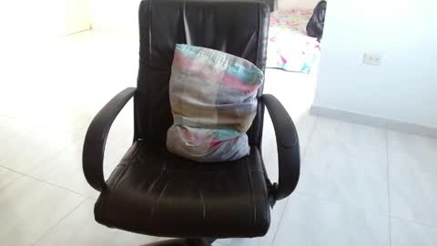 Snapshot of aureliv1 chatting on 02/28/26, 09:05 Aureliano online show from 02/28/26, 09:05