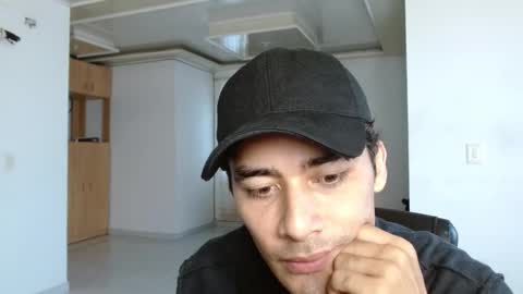 Snapshot of aureliv1 chatting on 03/11/26, 10:38 Aureliano online show from 03/11/26, 10:38