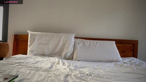 Snapshot of aurora__5 chatting on 03/09/25, 08:18 Aurora online show from 03/09/25, 08:18