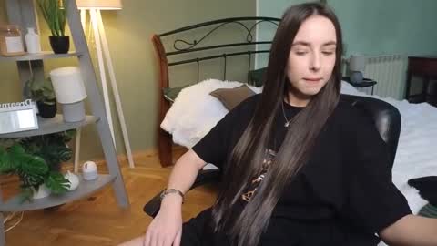 Aurora online show from 02/13/25, 10:44