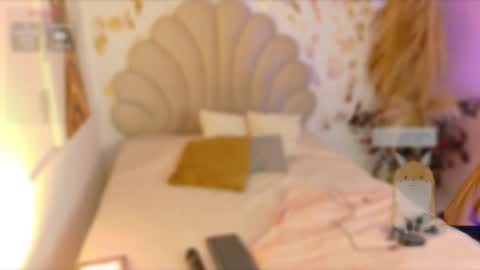 Snapshot of aurora_bloom_cr chatting on 03/13/26, 11:39 AURORA online show from 03/13/26, 11:39