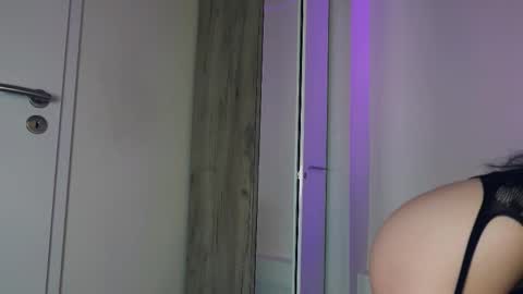 Aurora online show from 11/23/25, 09:14