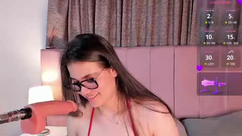 Snapshot of aurora_divine chatting on 02/24/25, 11:19 aurora_divine online show from 02/24/25, 11:19