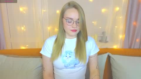 Kate online show from 02/24/25, 03:31