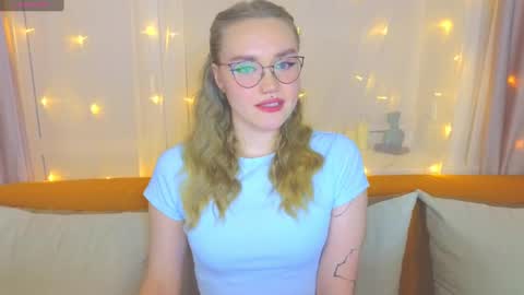 Kate online show from 02/25/25, 06:53