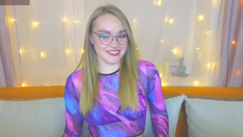 Kate online show from 03/06/25, 04:17