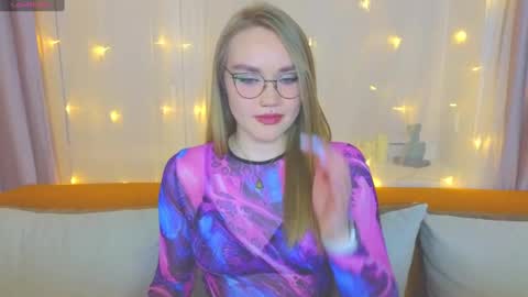 Kate online show from 03/06/25, 07:21