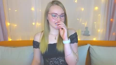 Kate online show from 03/12/25, 05:17