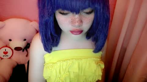 cute online show from 06/20/26, 11:51