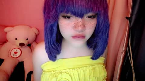 cute online show from 07/23/26, 08:56