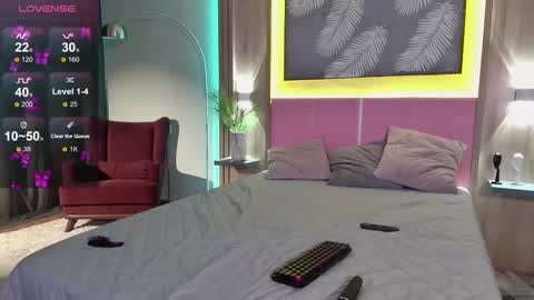 Serena online show from 02/18/25, 11:22