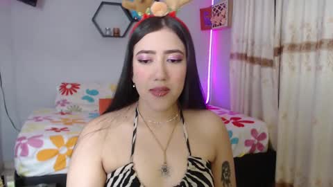 Snapshot of aurora_shy_ chatting on 12/11/24, 04:28 Aurora  online show from 12/11/24, 04:28