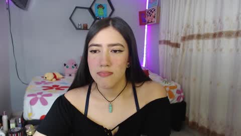 Snapshot of aurora_shy_ chatting on 01/16/25, 07:07 Aurora  online show from 01/16/25, 07:07