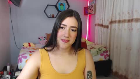 Snapshot of aurora_shy_ chatting on 02/08/25, 04:36 Aurora  online show from 02/08/25, 04:36
