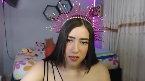 Snapshot of aurora_shy_ chatting on 02/20/25, 11:21 Aurora  online show from 02/20/25, 11:21
