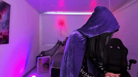 Aurora Diaz online show from 10/27/25, 08:57