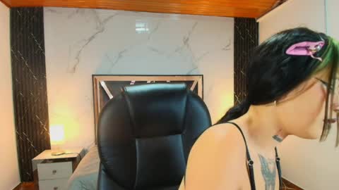 Aurora Diaz online show from 03/30/26, 11:44
