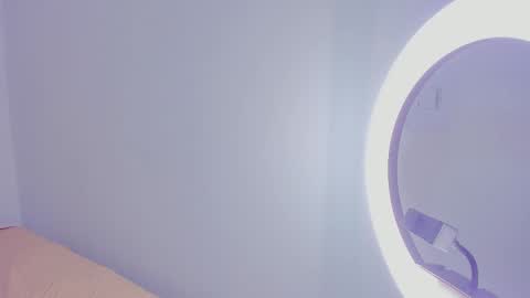 Snapshot of auroradurand chatting on 03/12/25, 12:31 ...  ... online show from 03/12/25, 12:31