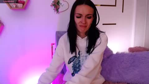 Snapshot of aurorahans chatting on 03/11/26, 04:18 aurorahans online show from 03/11/26, 04:18