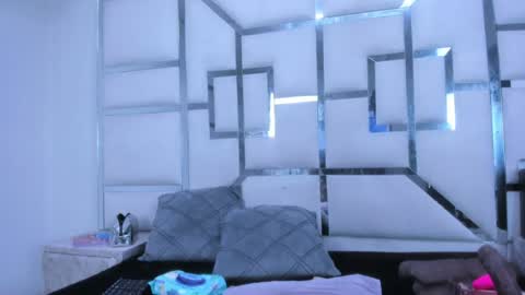 Snapshot of aurorahoney32 chatting on 08/02/26, 07:56 aurorahoney32 online show from 08/02/26, 07:56