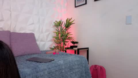 aurora online show from 10/29/25, 07:37